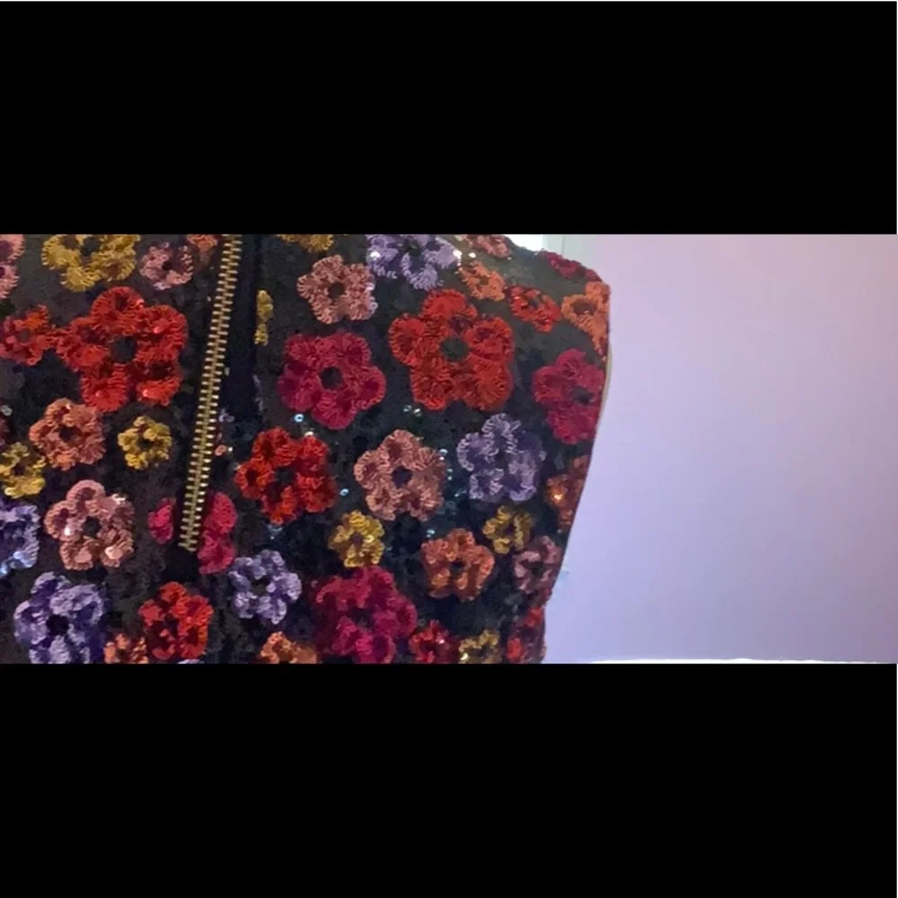 Floral Sequin Crop Top, never worn - Picture 3 of 4